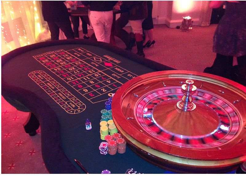 Downstream Casino کیسینو میں بکراٹکھیلیں